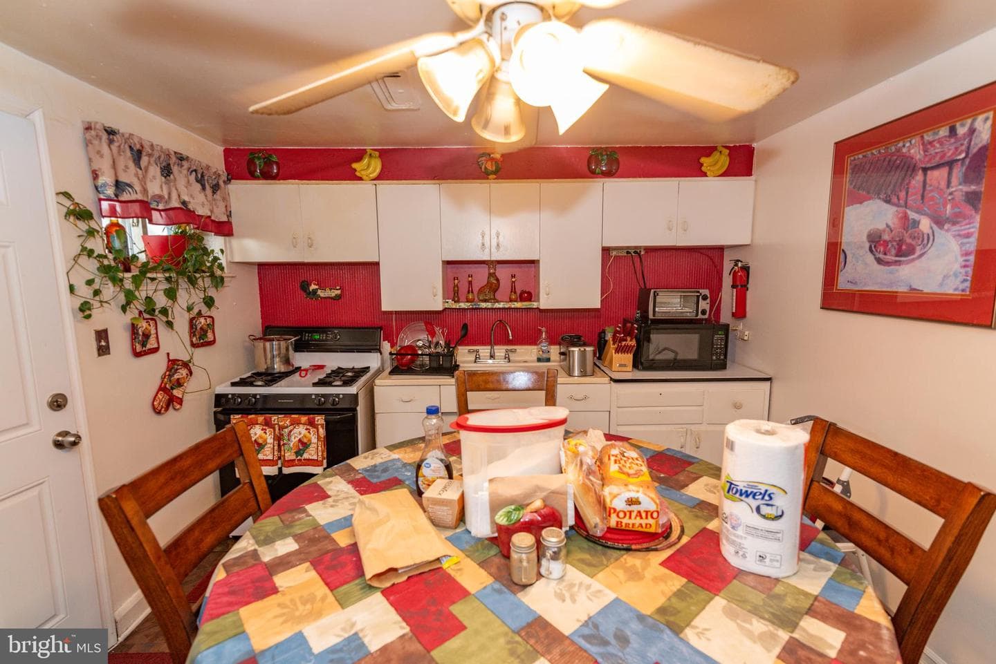 4735 Chatford Avenue photo 6