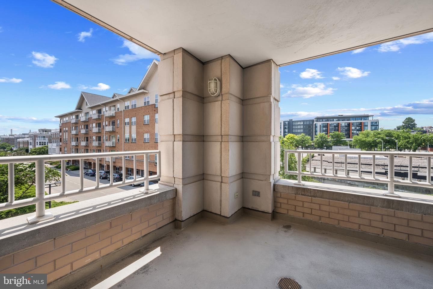 100 Harborview Drive #212 photo 27