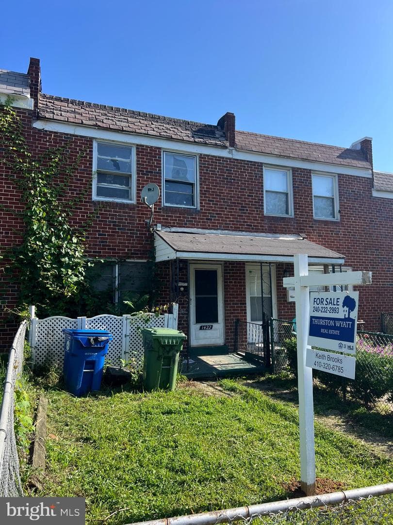 1422 Locust Street photo 1