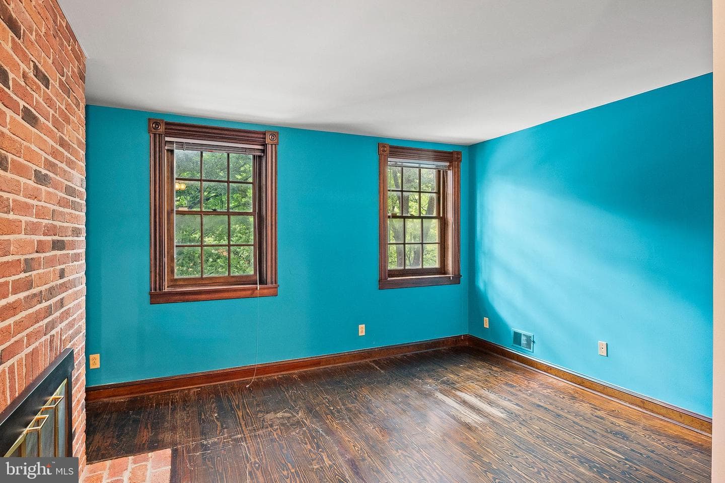 135 W Hill Street photo 21