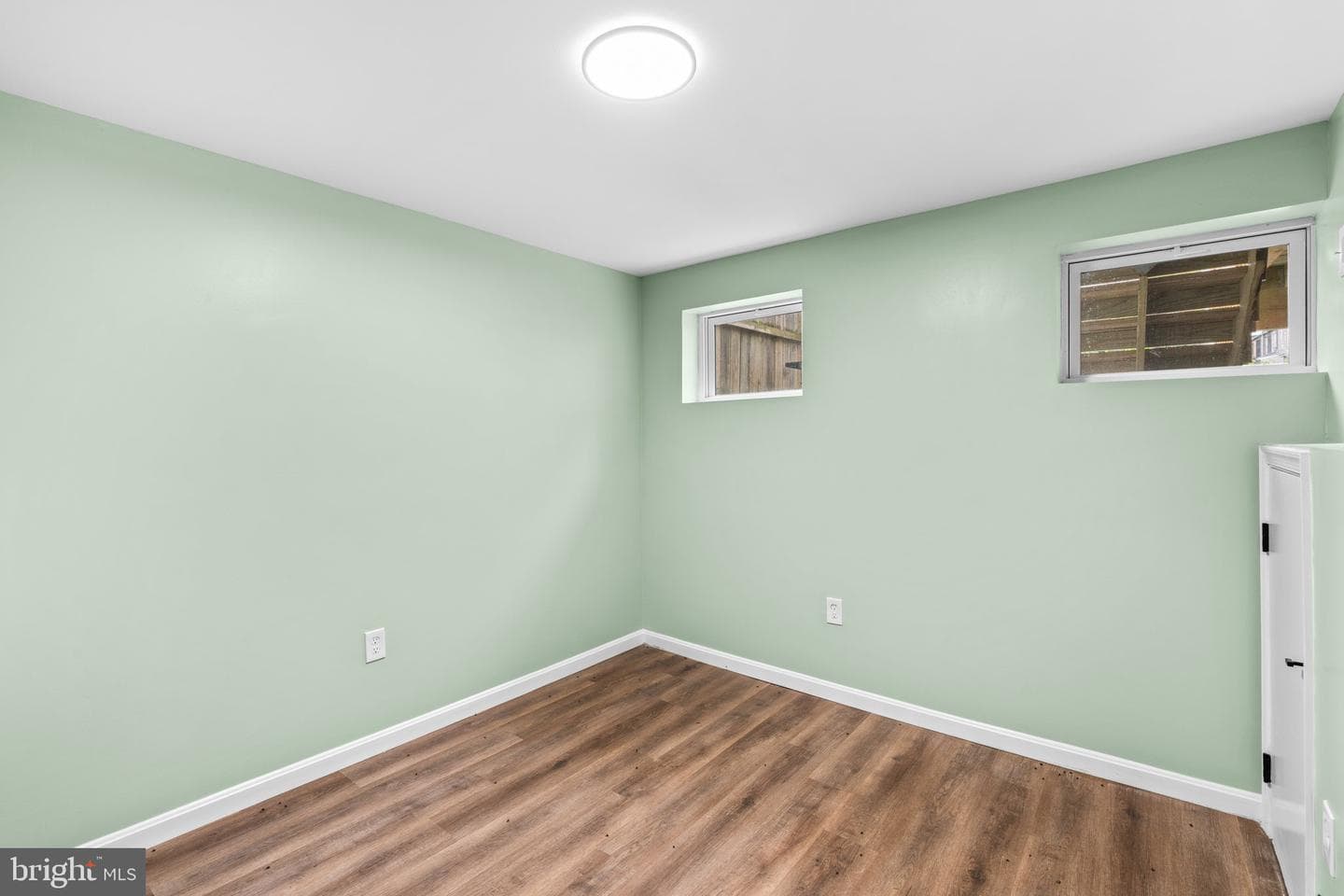 3002 Wylie Avenue photo 22