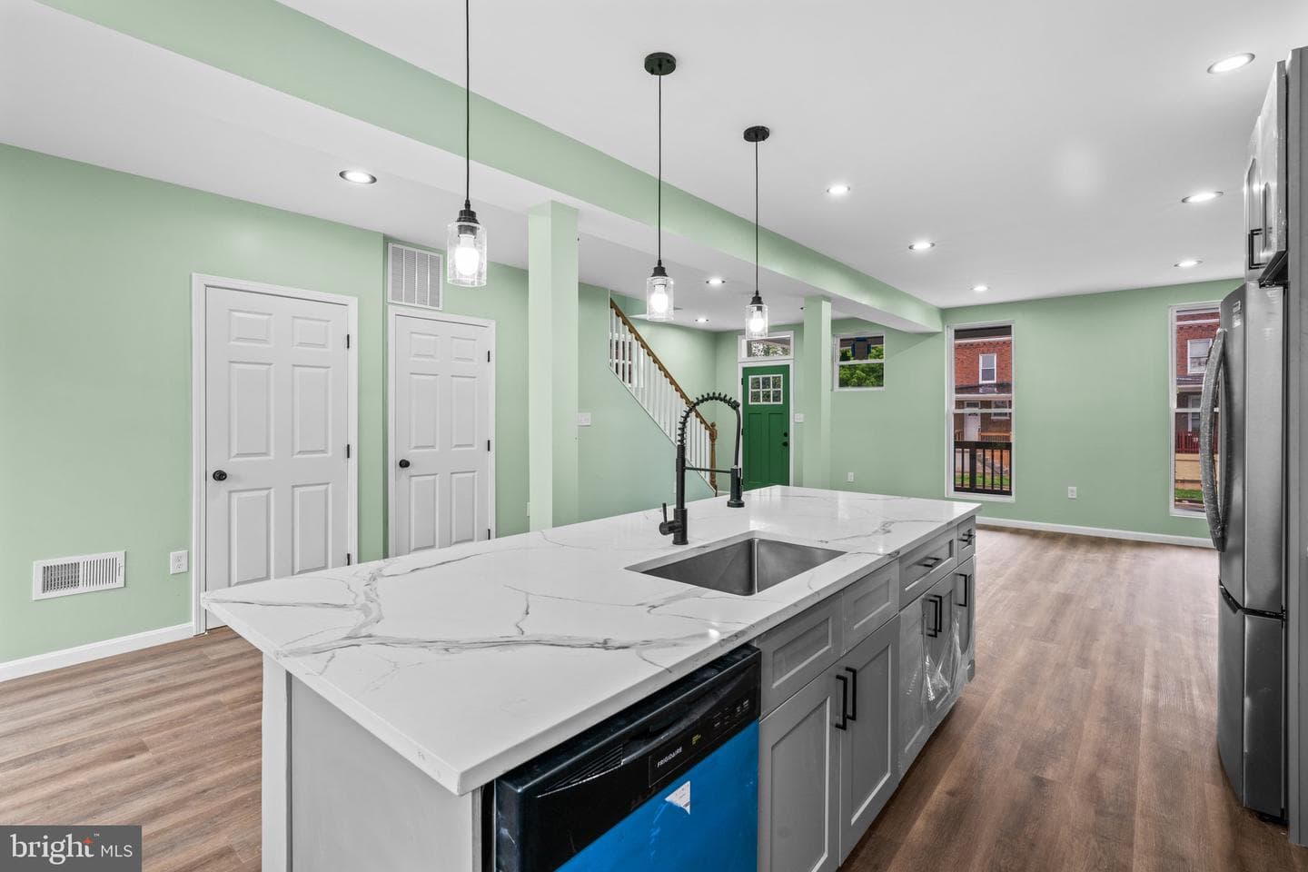 3002 Wylie Avenue photo 9