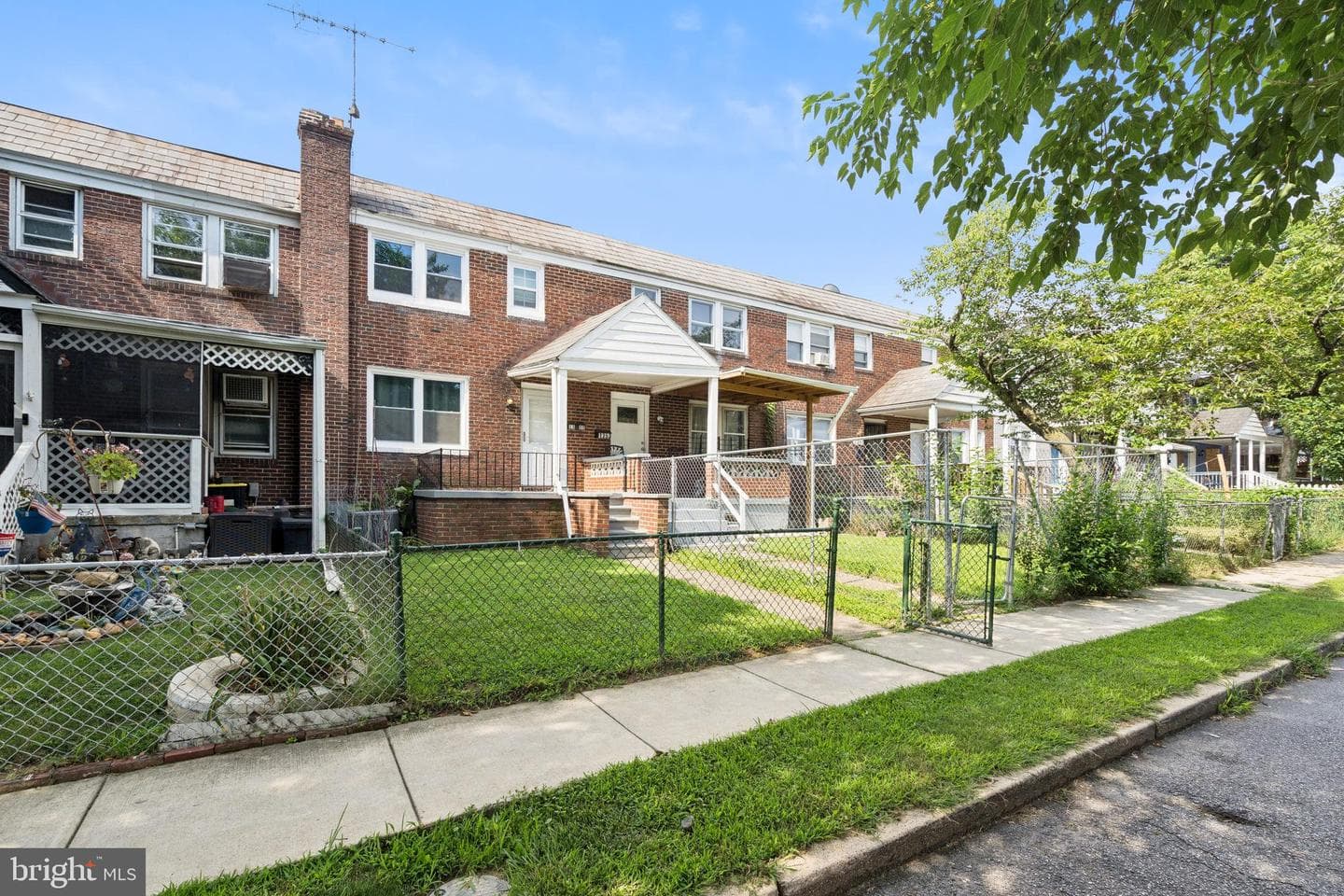1355 Cambria Street photo 4