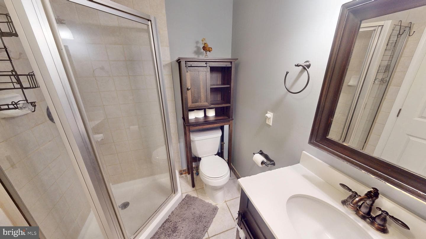 3021 Hudson Street photo 18