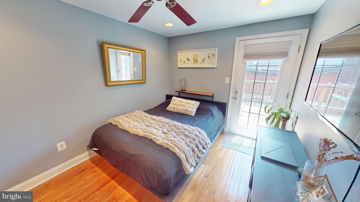 3021 Hudson Street photo 21
