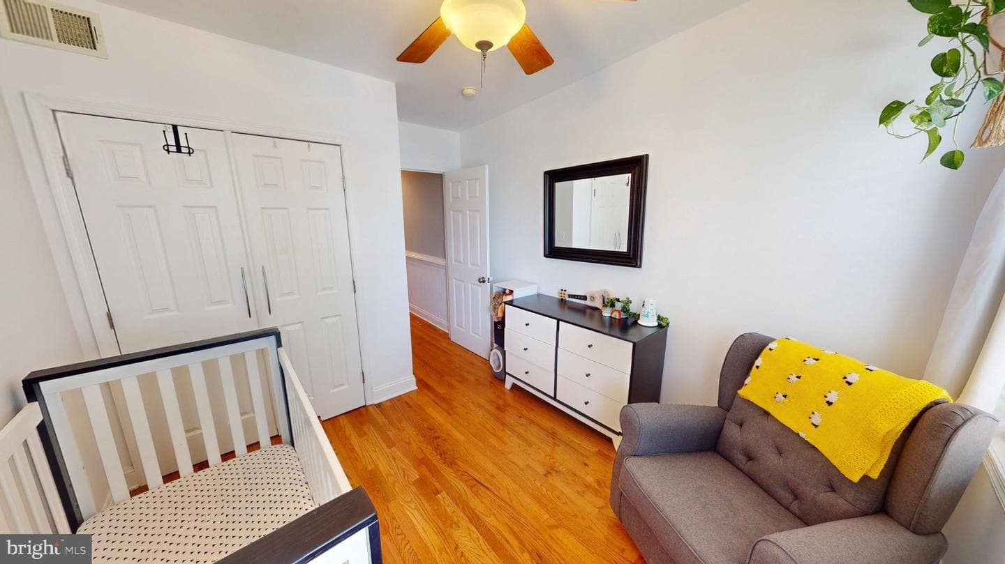 3021 Hudson Street photo 26
