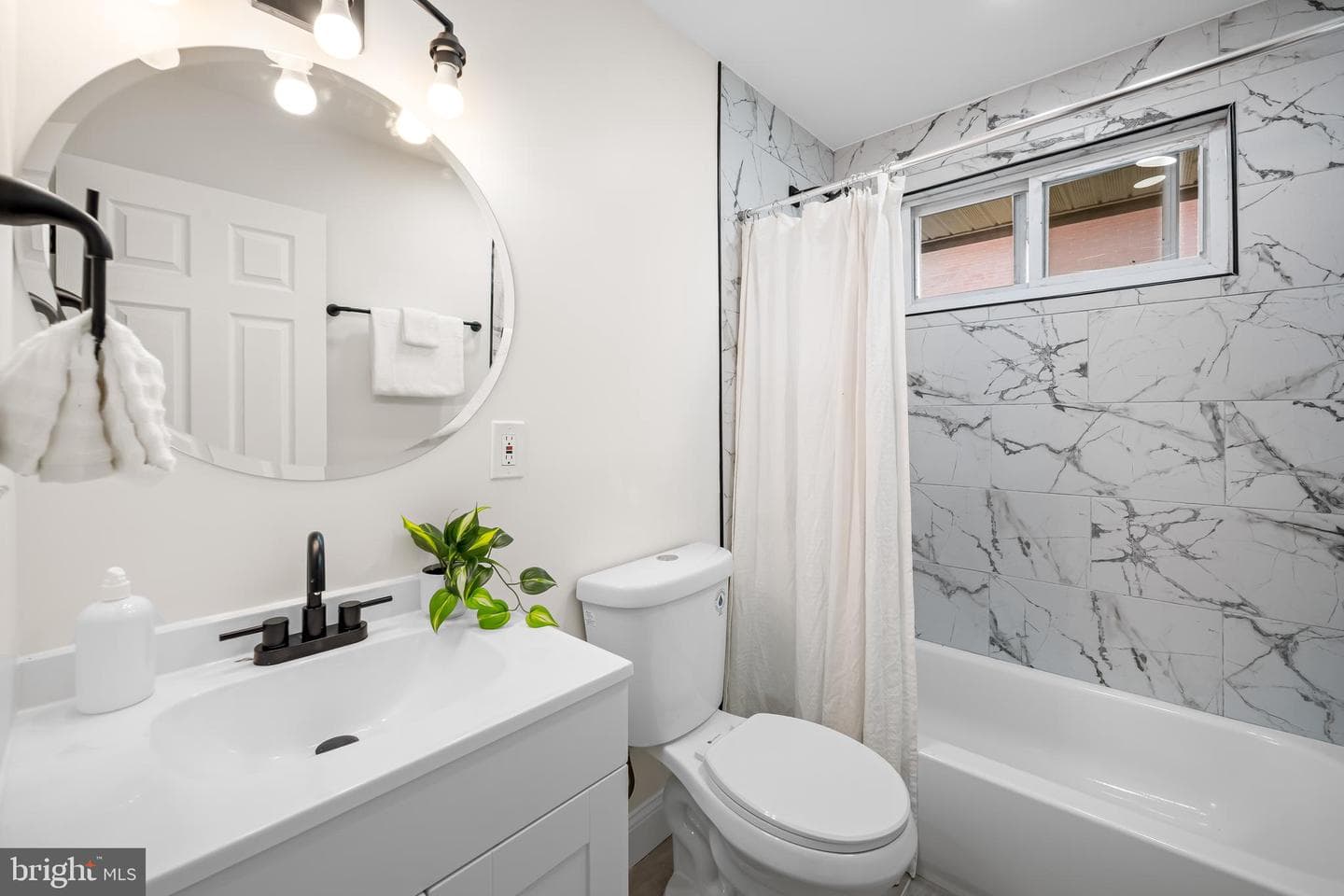 4577 Derby Manor Drive photo 16