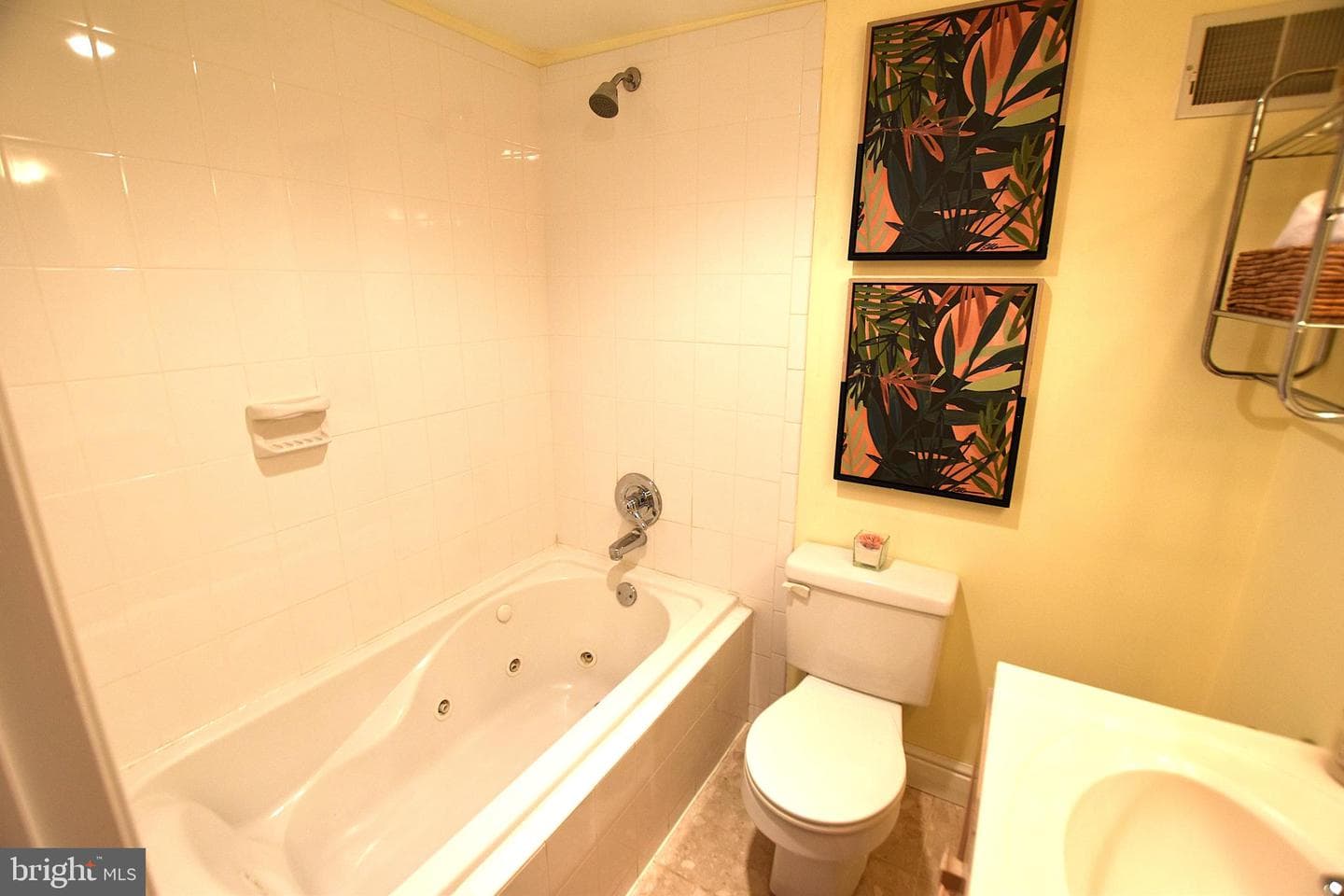 2902 Hudson Street photo 25