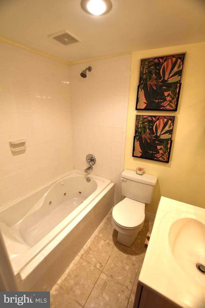 2902 Hudson Street photo 27