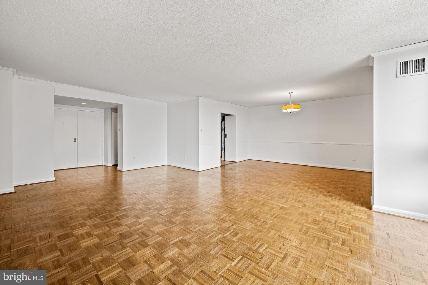 4100 N Charles Street N #803 photo 6