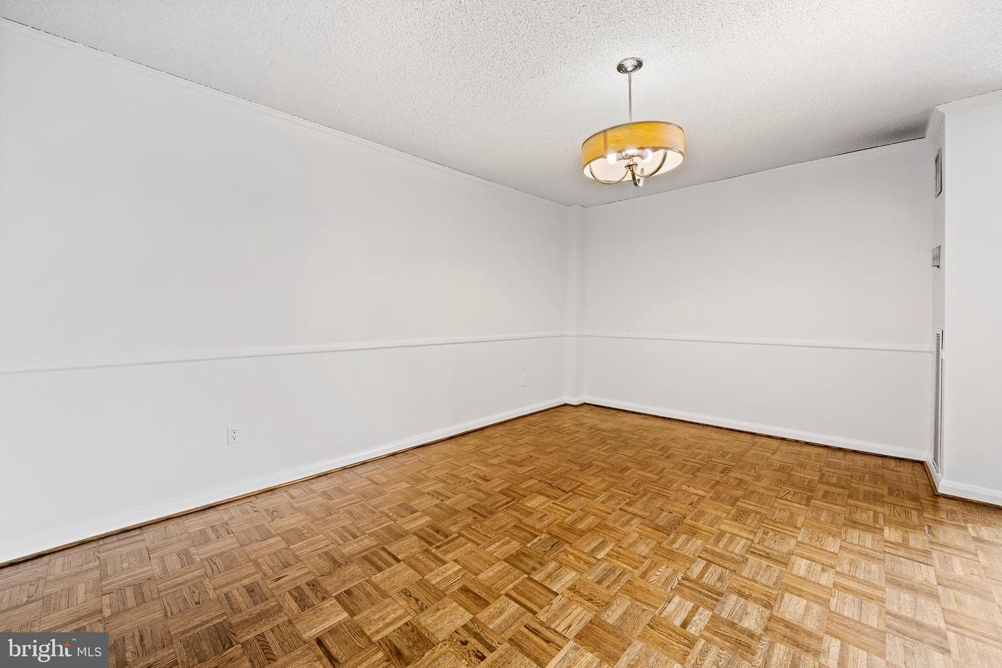 4100 N Charles Street N #803 photo 7