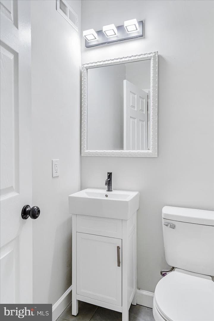 1635 Montpelier Street photo 11