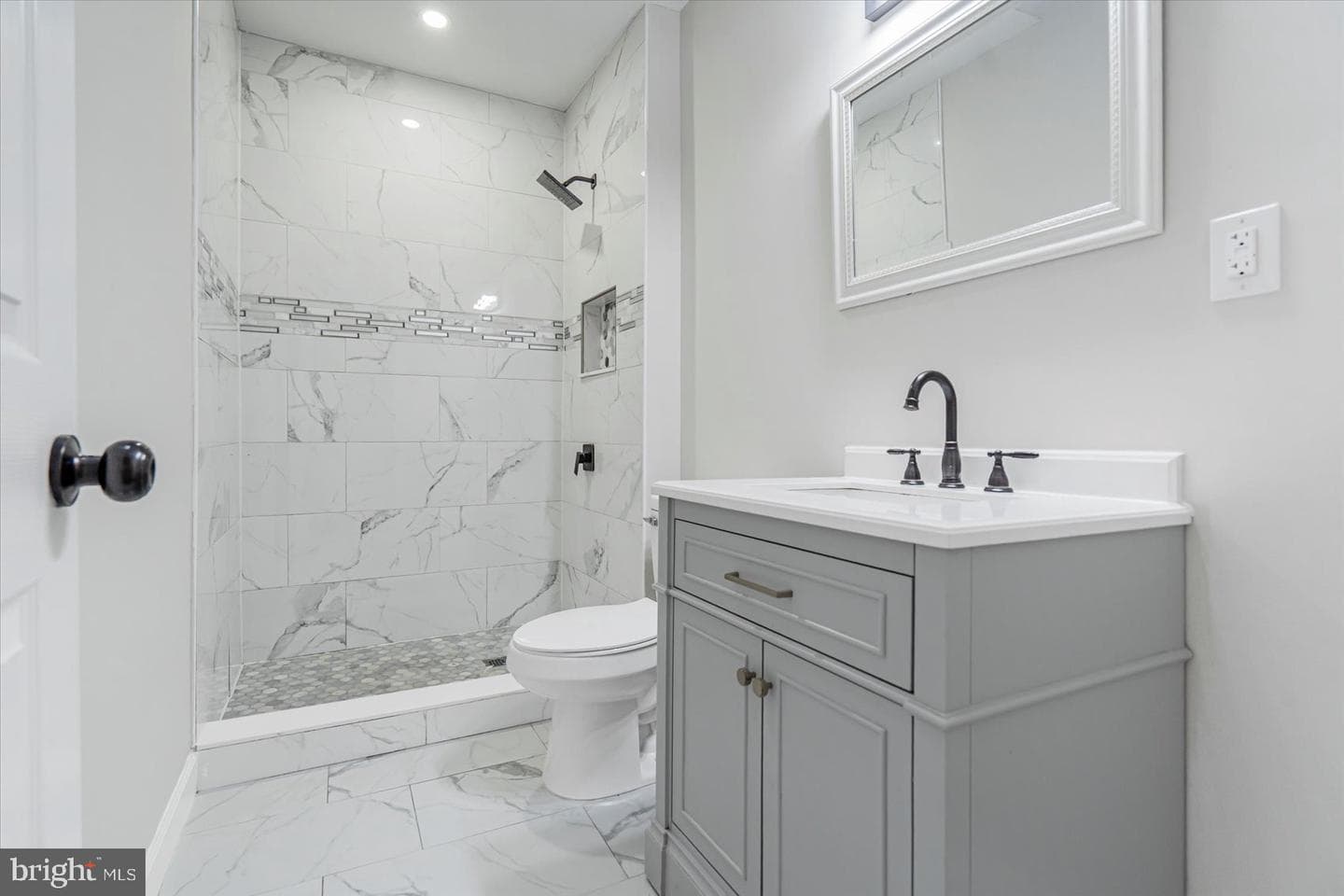1635 Montpelier Street photo 18