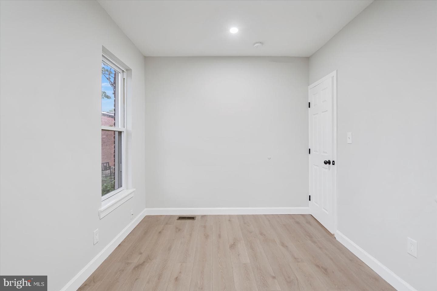 1635 Montpelier Street photo 25