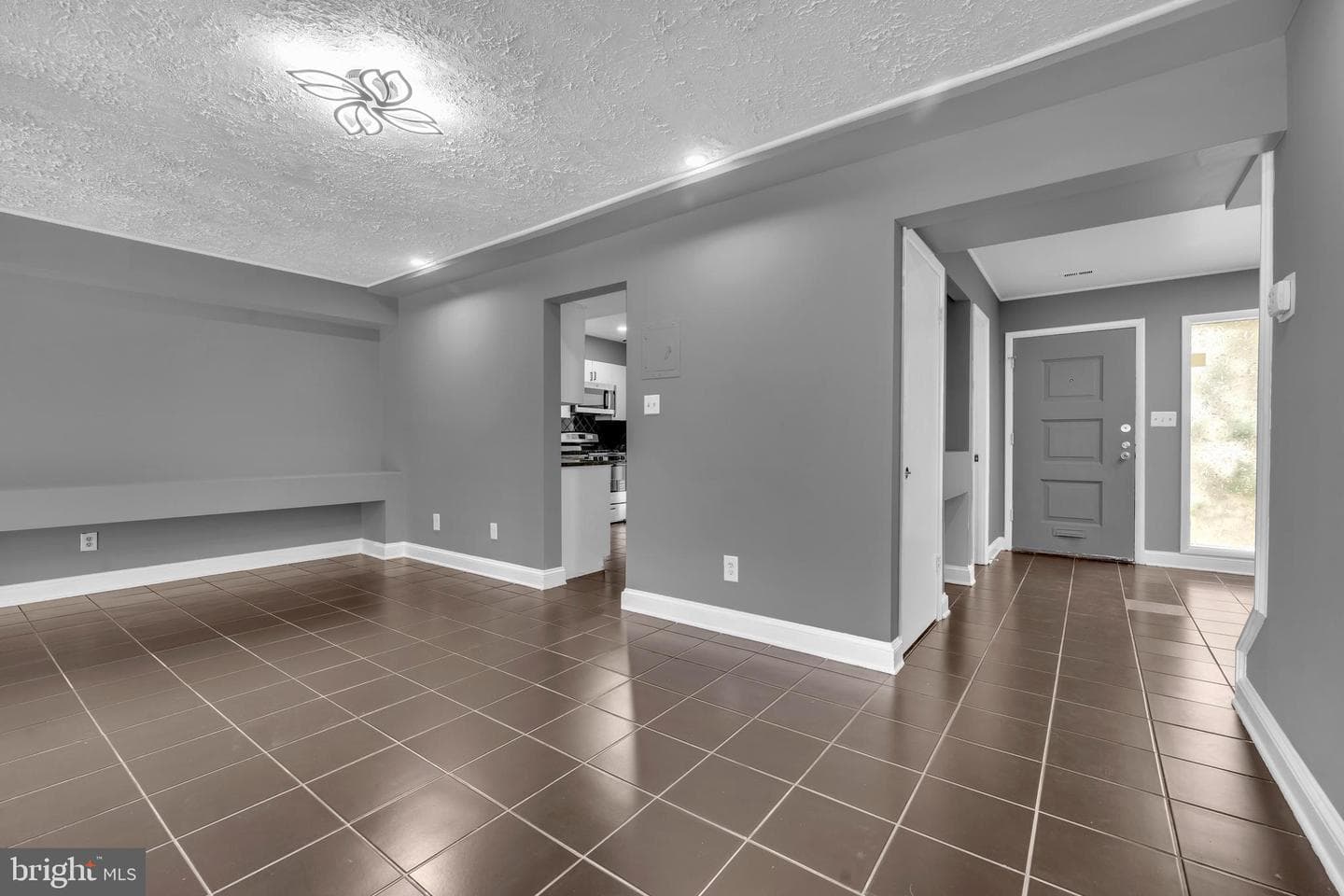7380 Park Heights Avenue photo 11