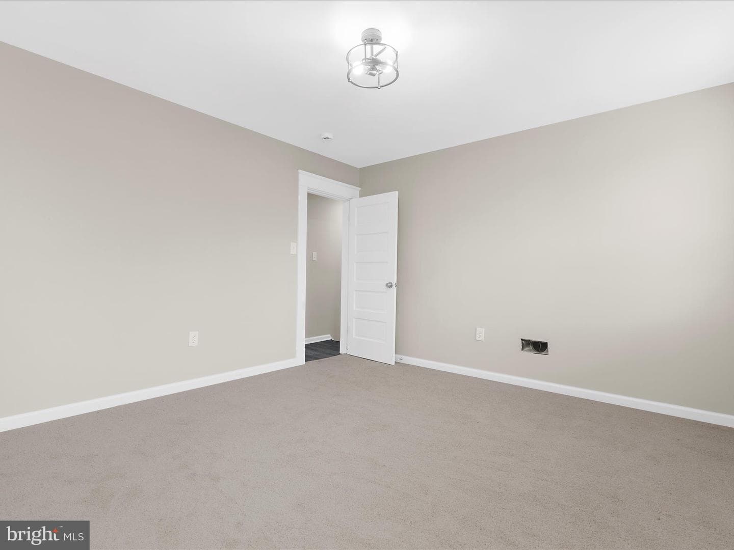 3708 Mohawk Avenue photo 32