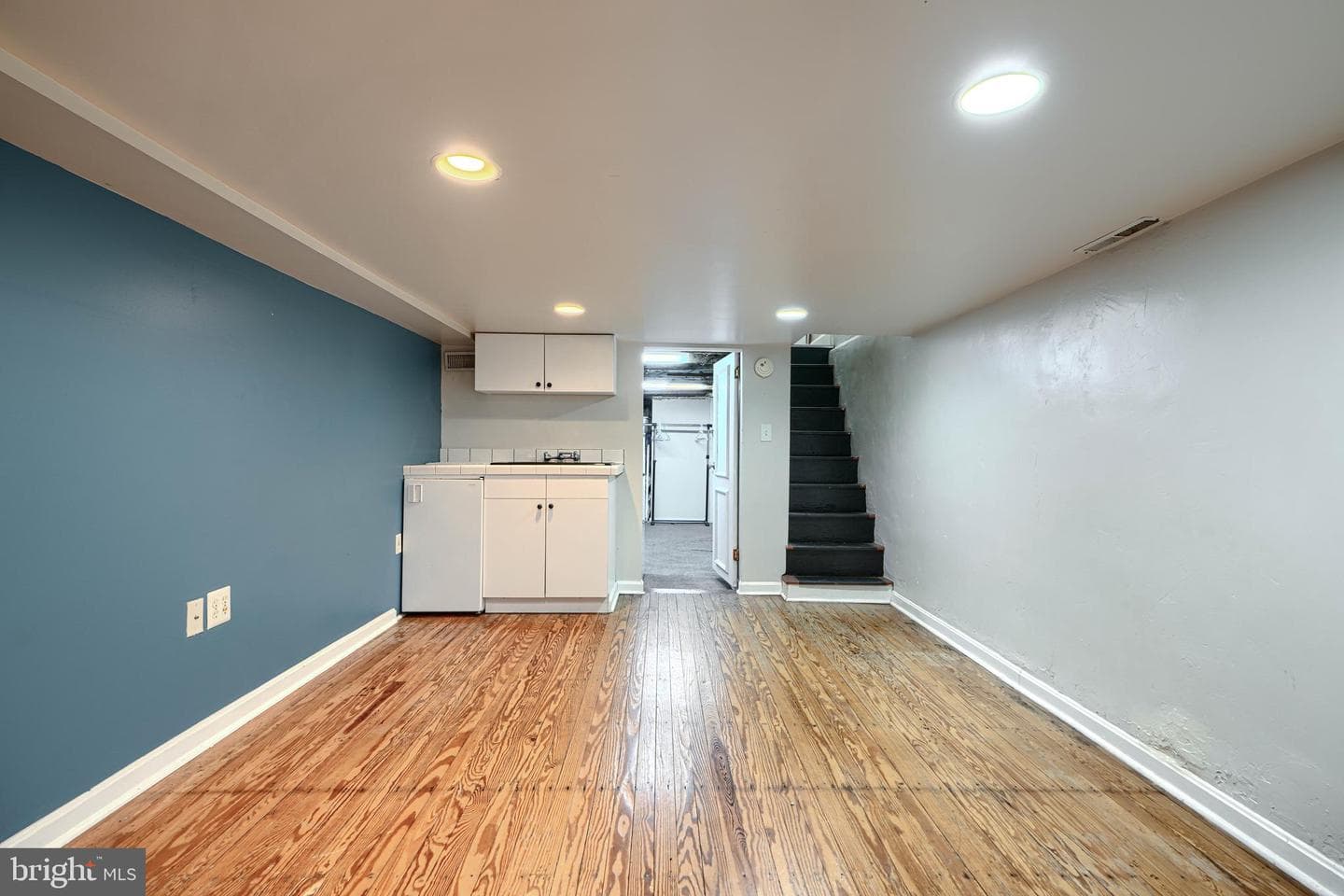 511 S Belnord Avenue photo 21