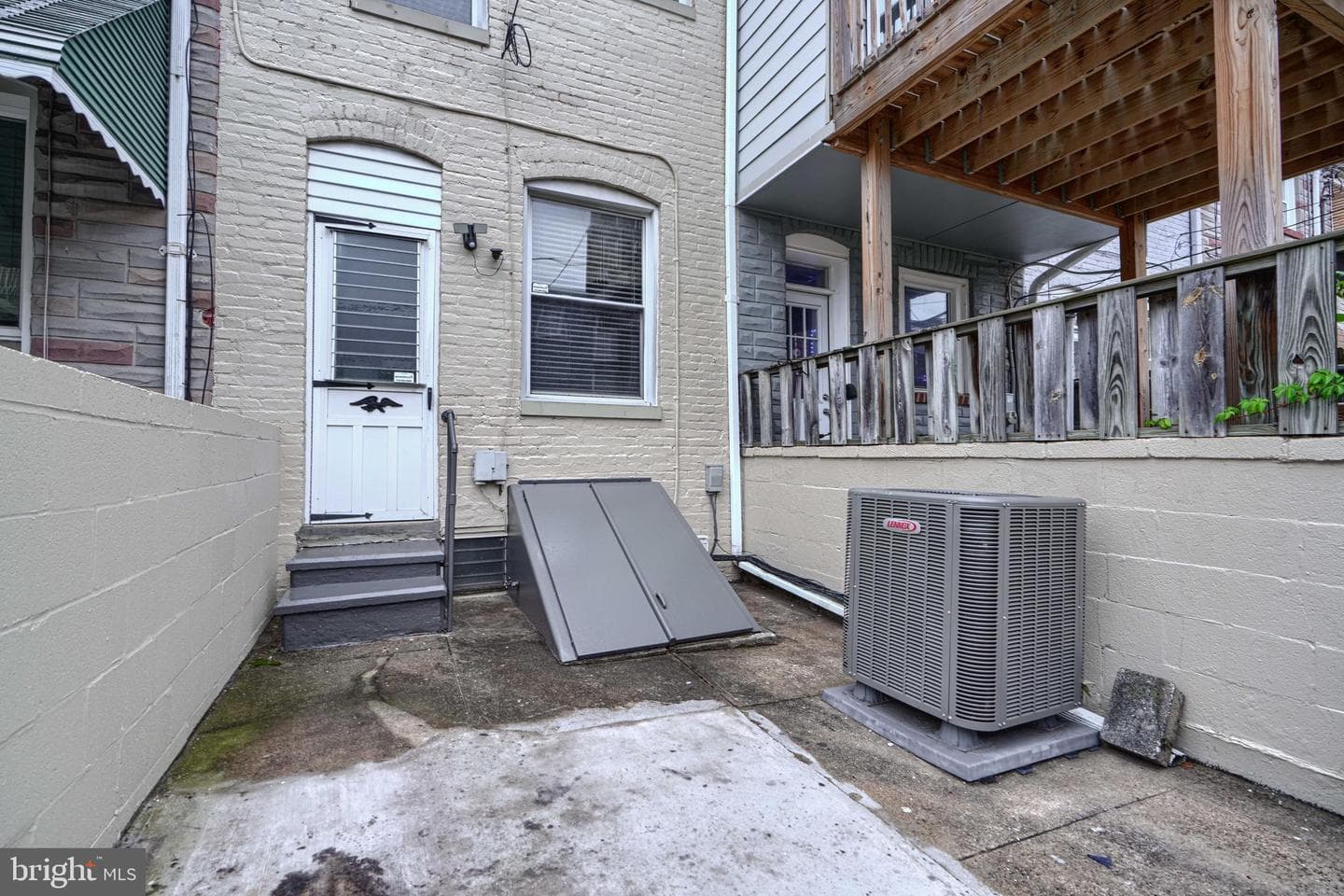 511 S Belnord Avenue photo 30