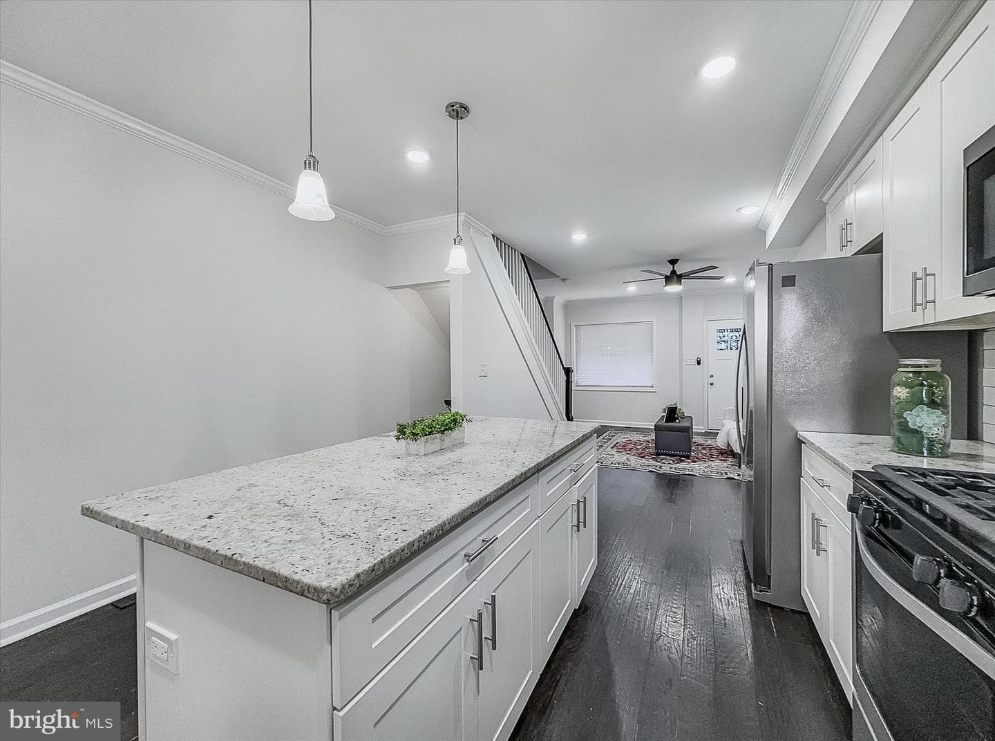 3922 Woodridge Road photo 8
