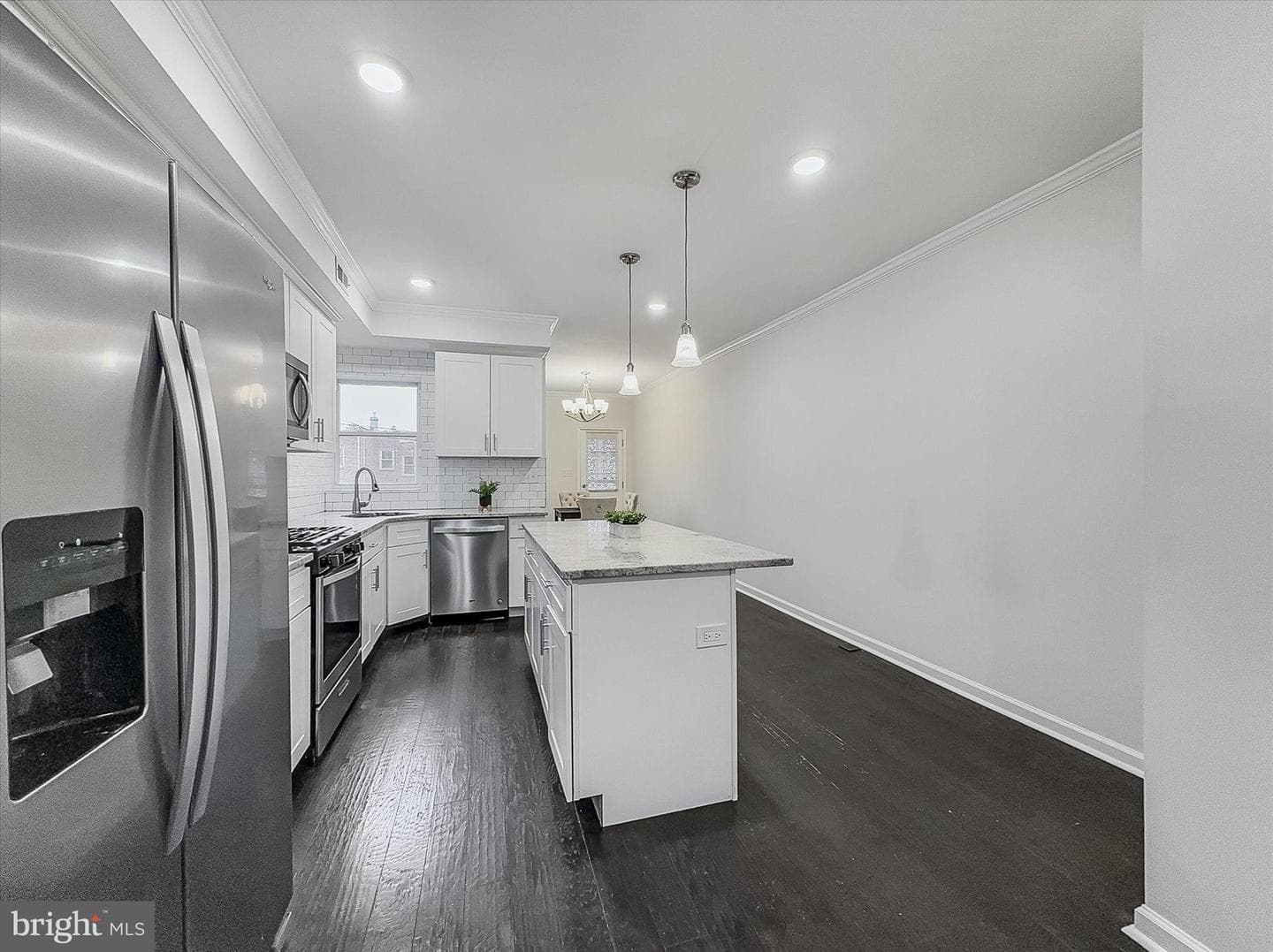 3922 Woodridge Road photo 9