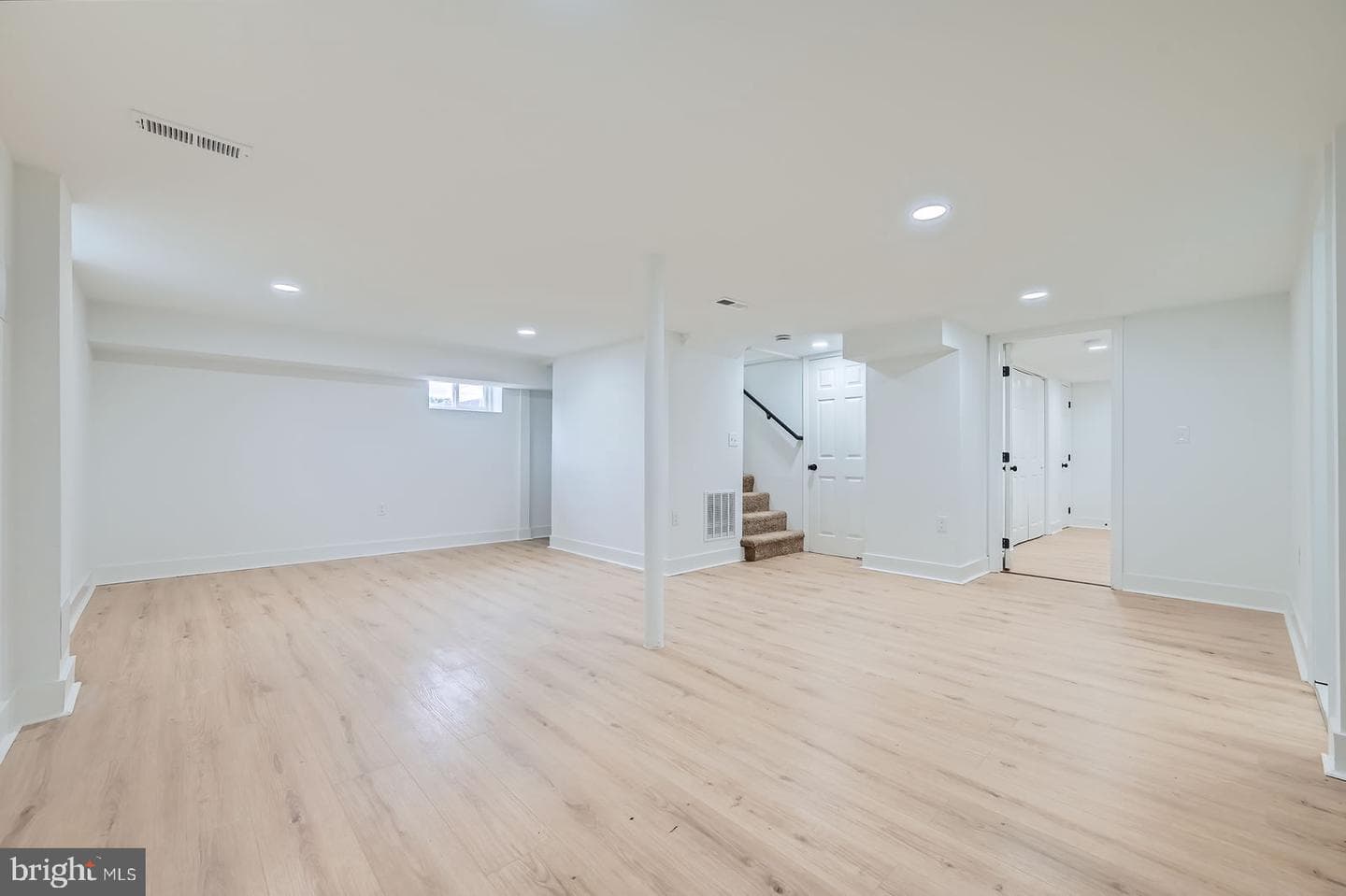 3814 Cedardale Road photo 23