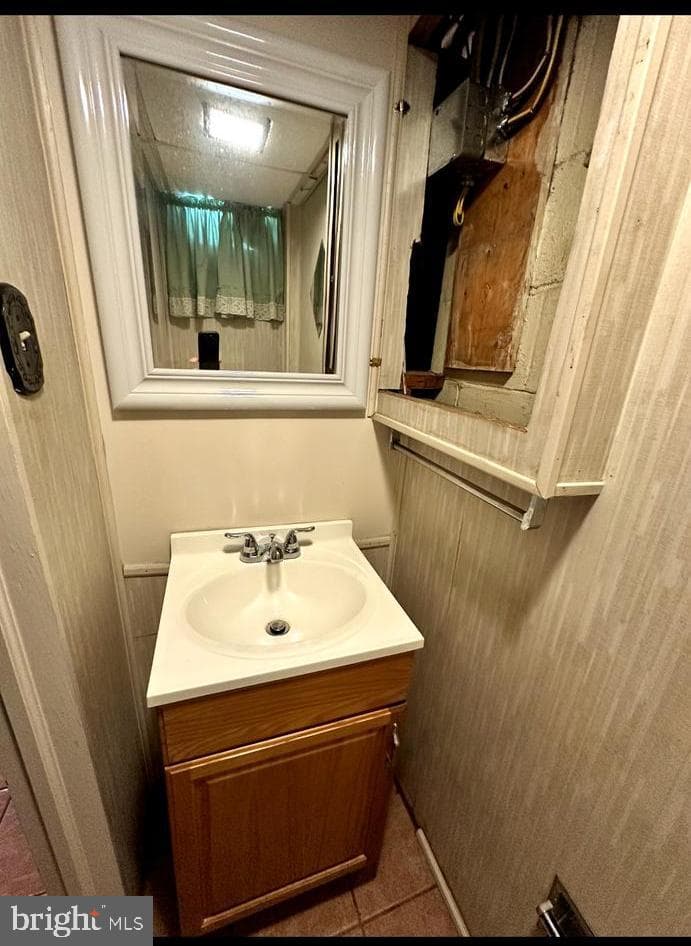 4540 Hazelwood Avenue photo 23