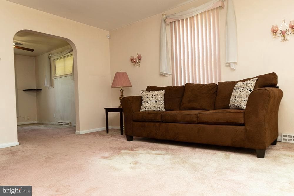 4540 Hazelwood Avenue photo 8