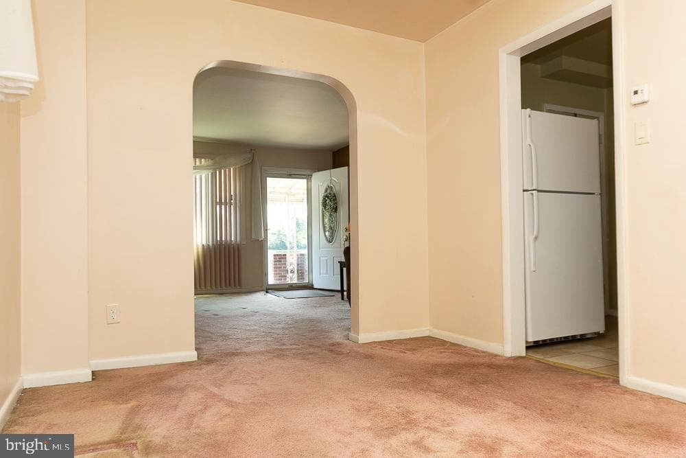 4540 Hazelwood Avenue photo 9