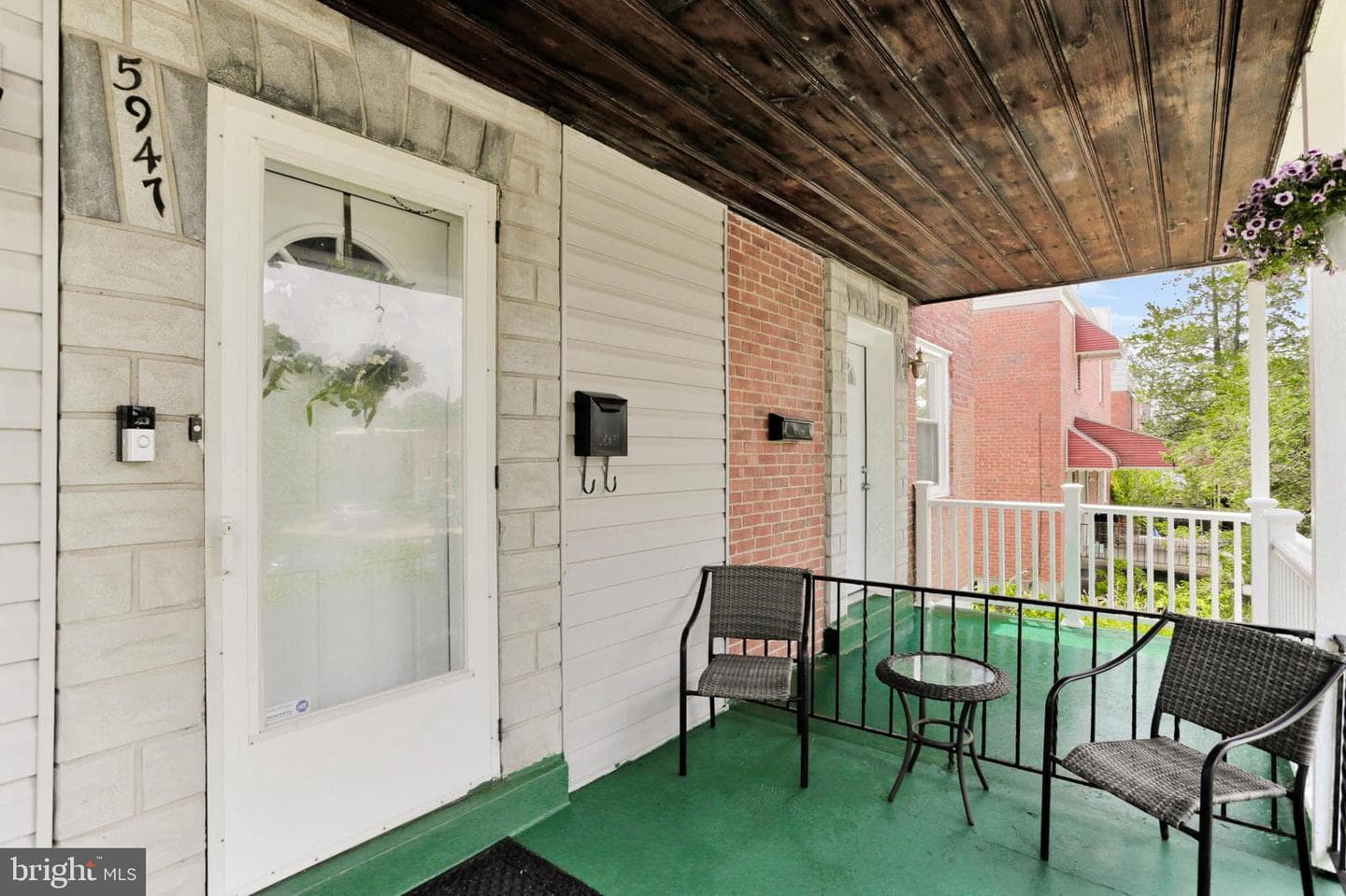 5947 Lillyan Avenue photo 3