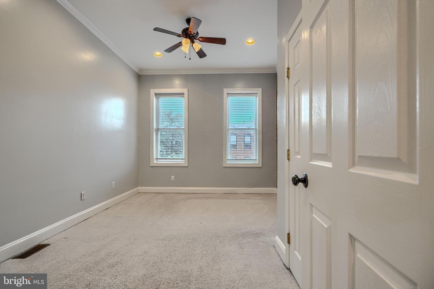 1413 Hull Street photo 16
