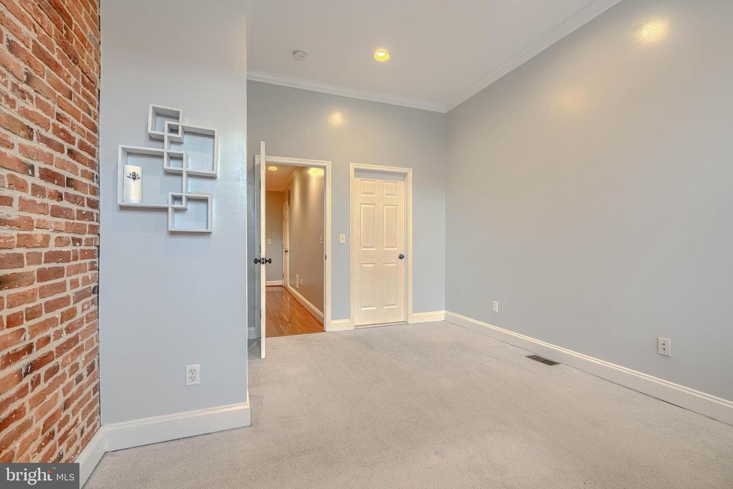 1413 Hull Street photo 18