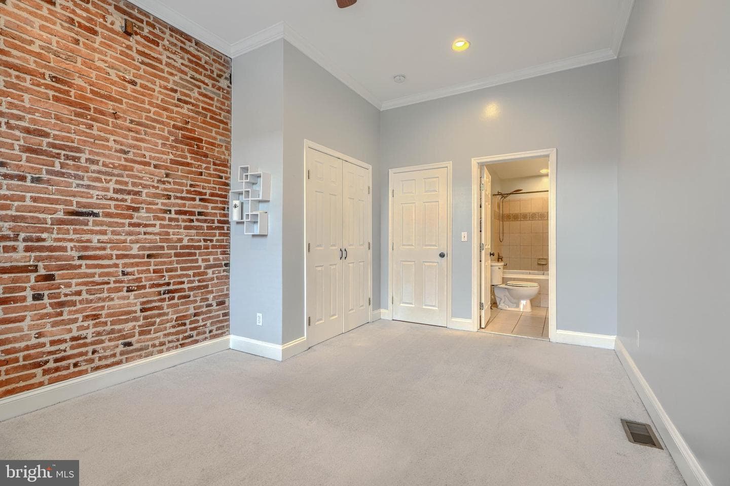 1413 Hull Street photo 19