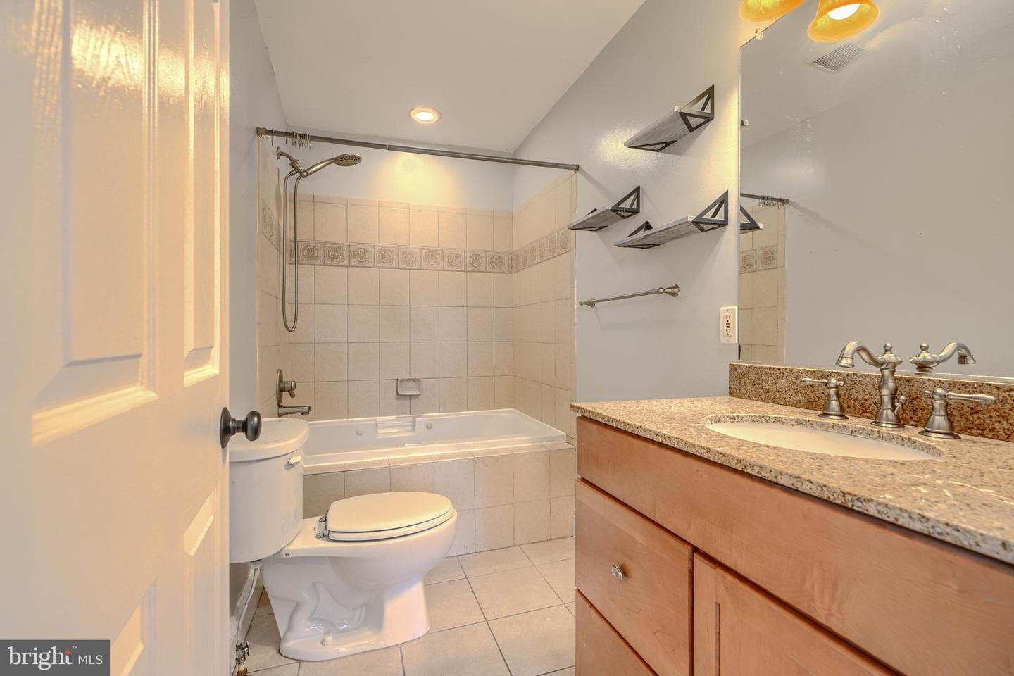 1413 Hull Street photo 20