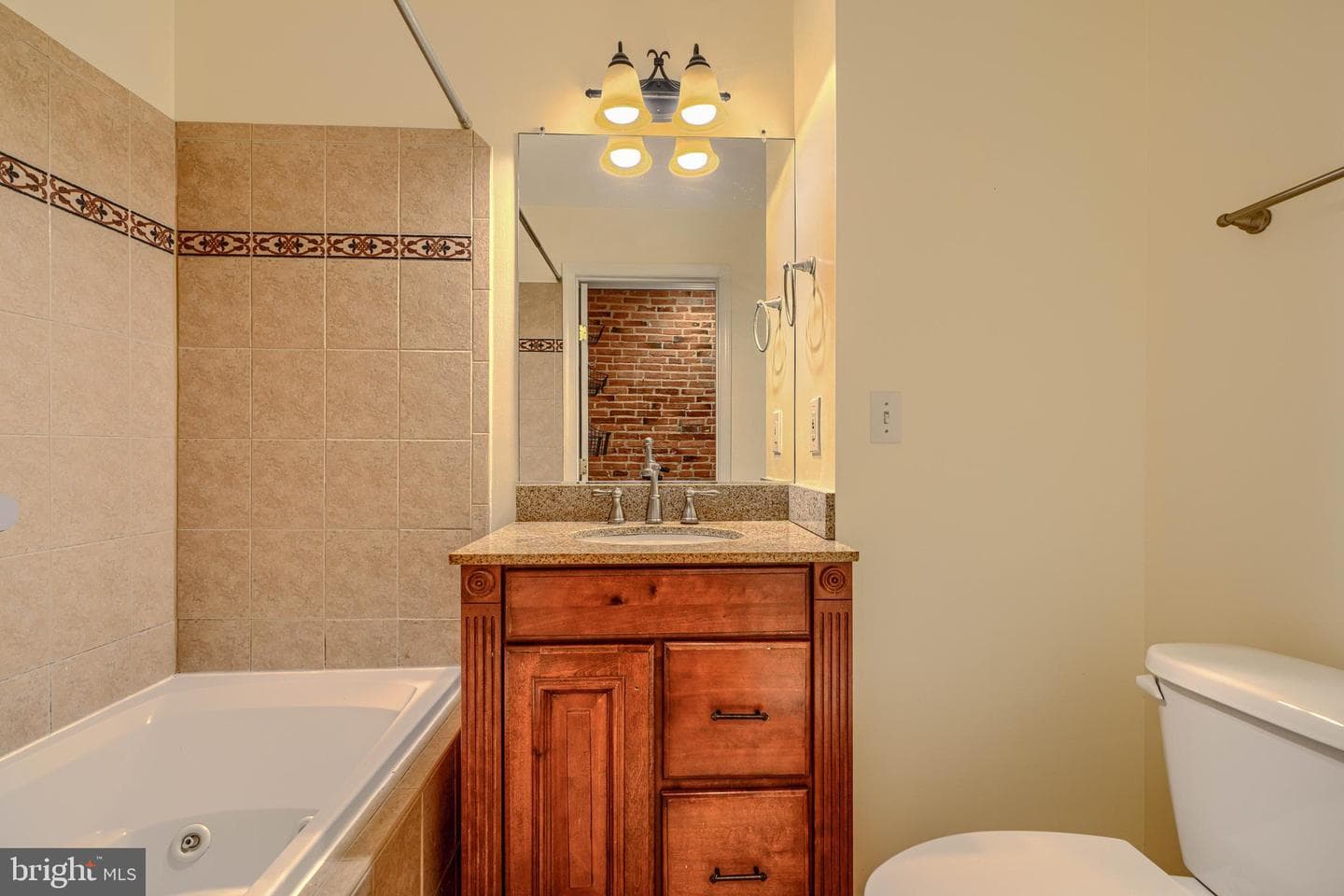 1413 Hull Street photo 23