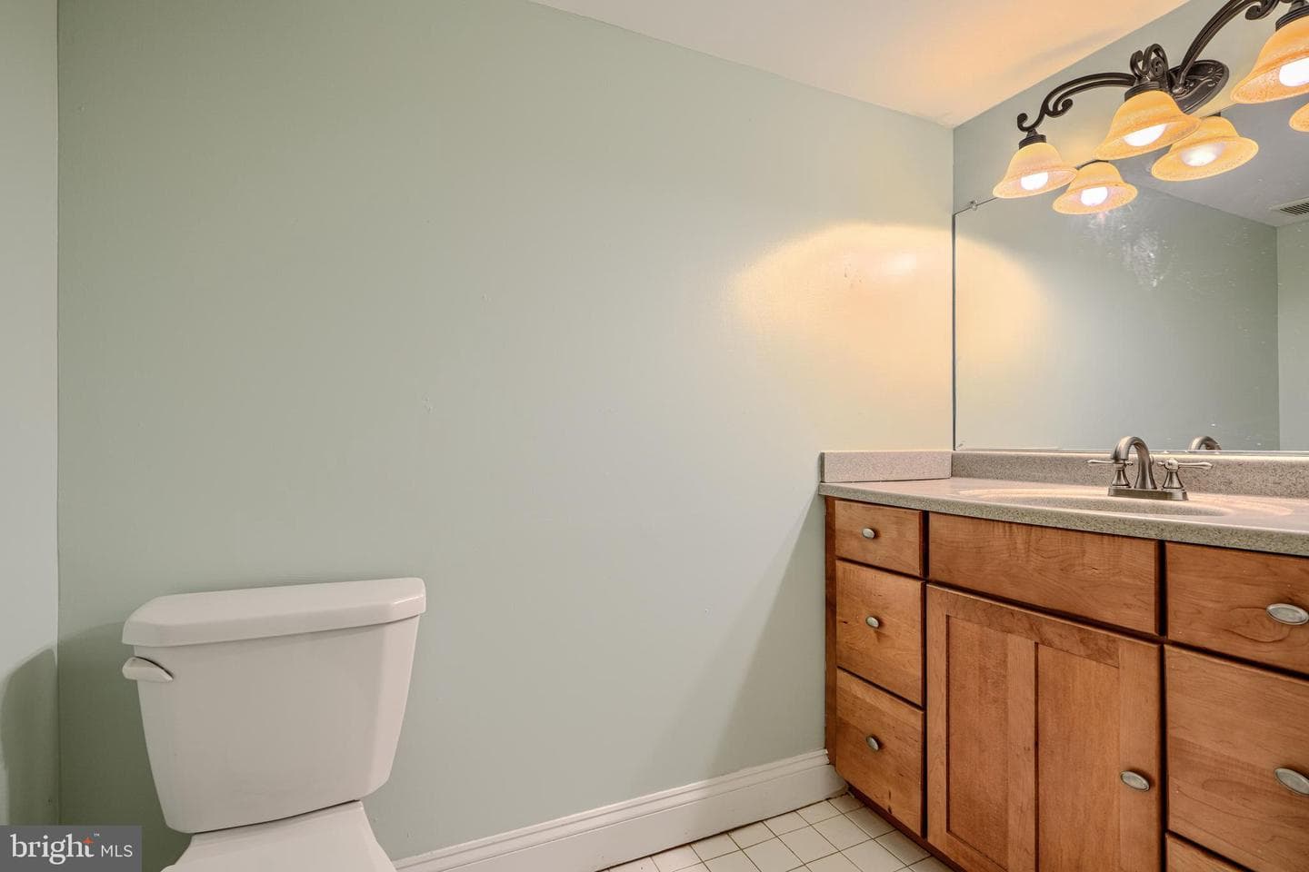 1413 Hull Street photo 27