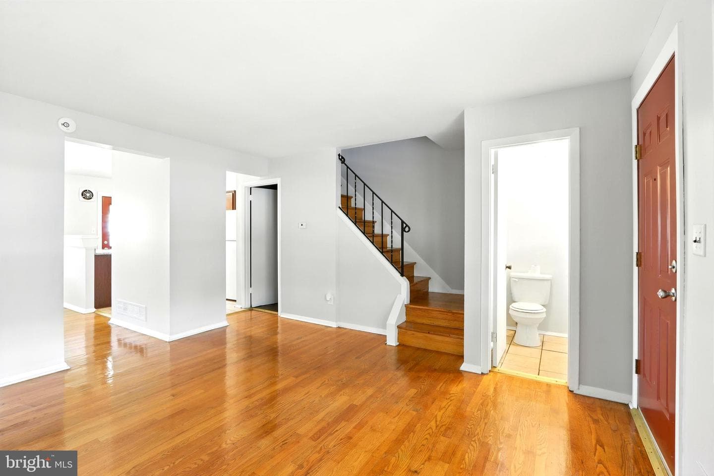 4255 Labyrinth Road photo 13