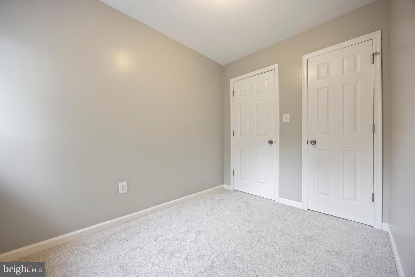 4703 Williston Street photo 19