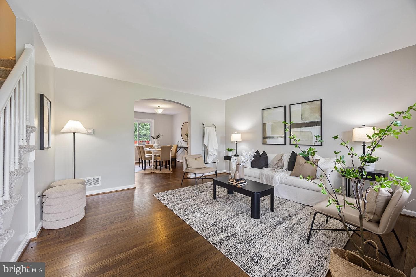 4703 Williston Street photo 3