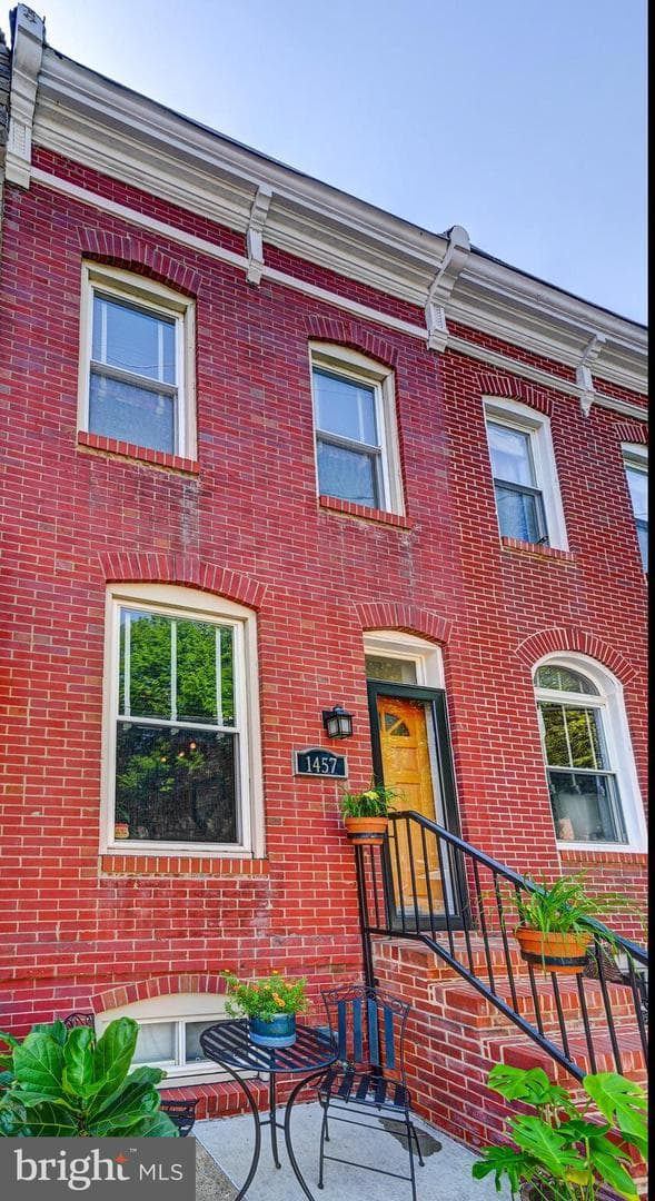 1457 Woodall Street photo 1