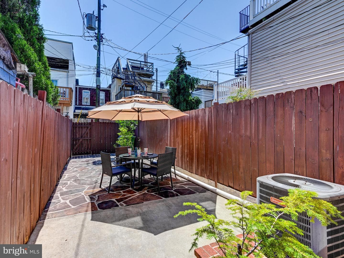 1457 Woodall Street photo 28