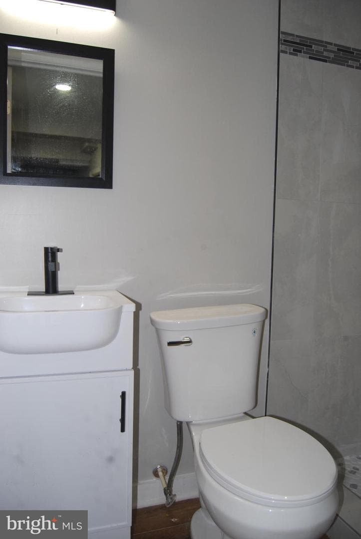 2400 Ridgely Street photo 14