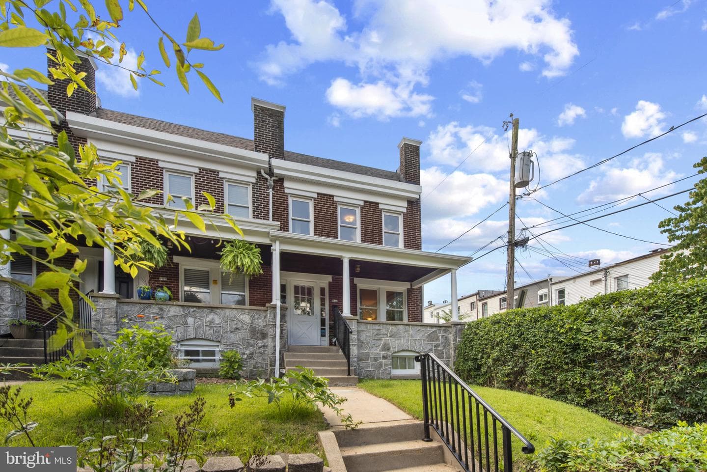 1125 Woodheights Avenue photo 2