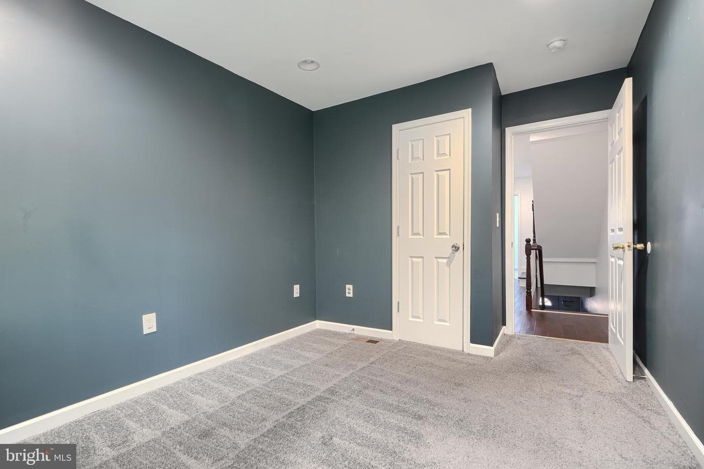 930 Washington Boulevard photo 14