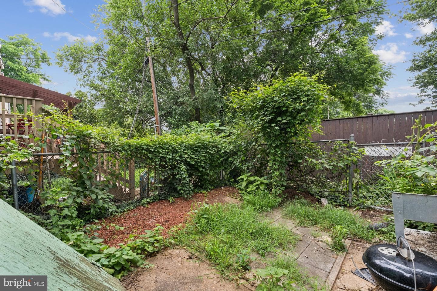 304 W 31st Street photo 27