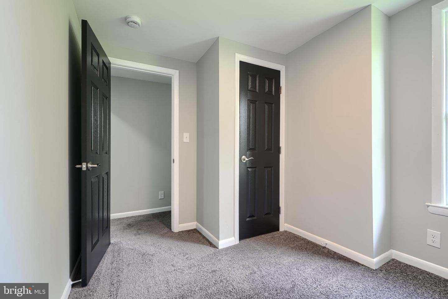 3715 Milford Avenue photo 45