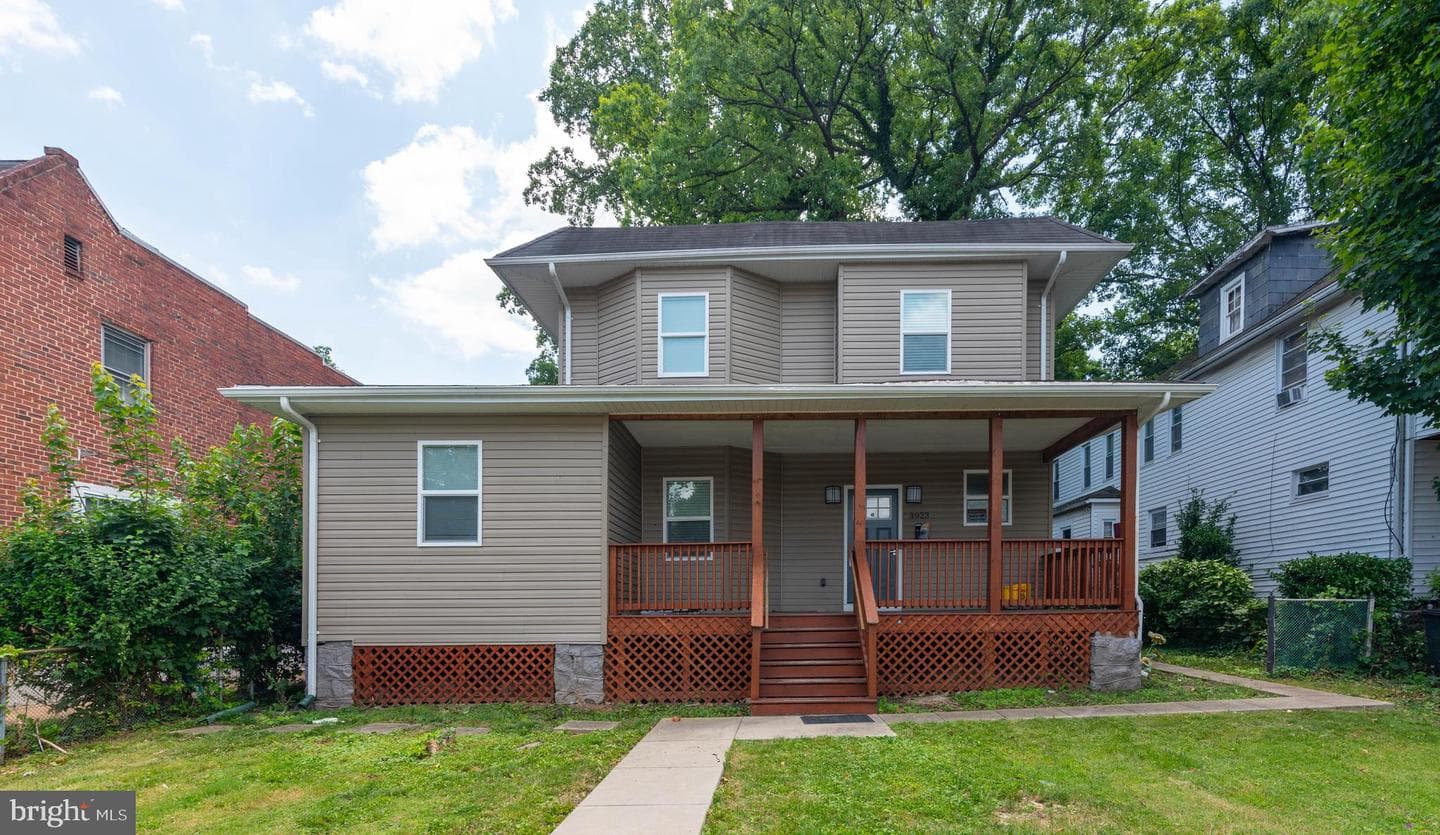 3923 Fairview Avenue