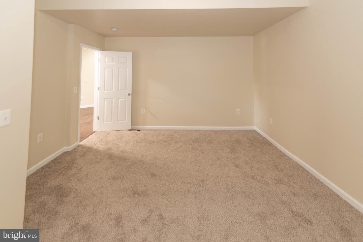 3923 Fairview Avenue photo 12