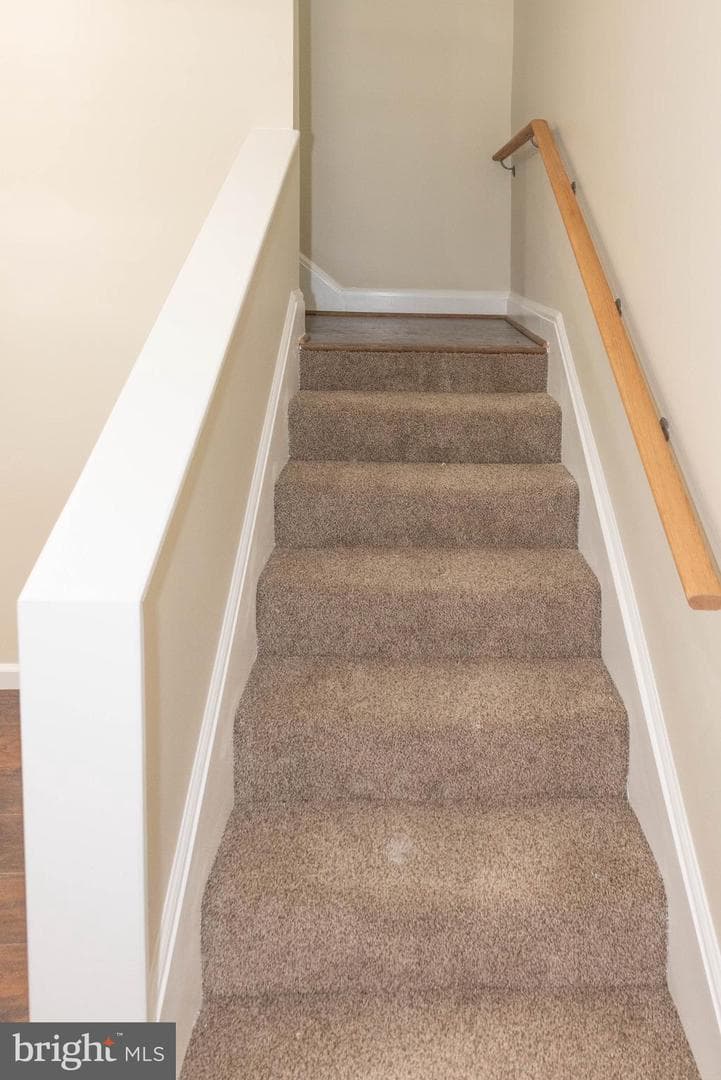 3923 Fairview Avenue photo 13