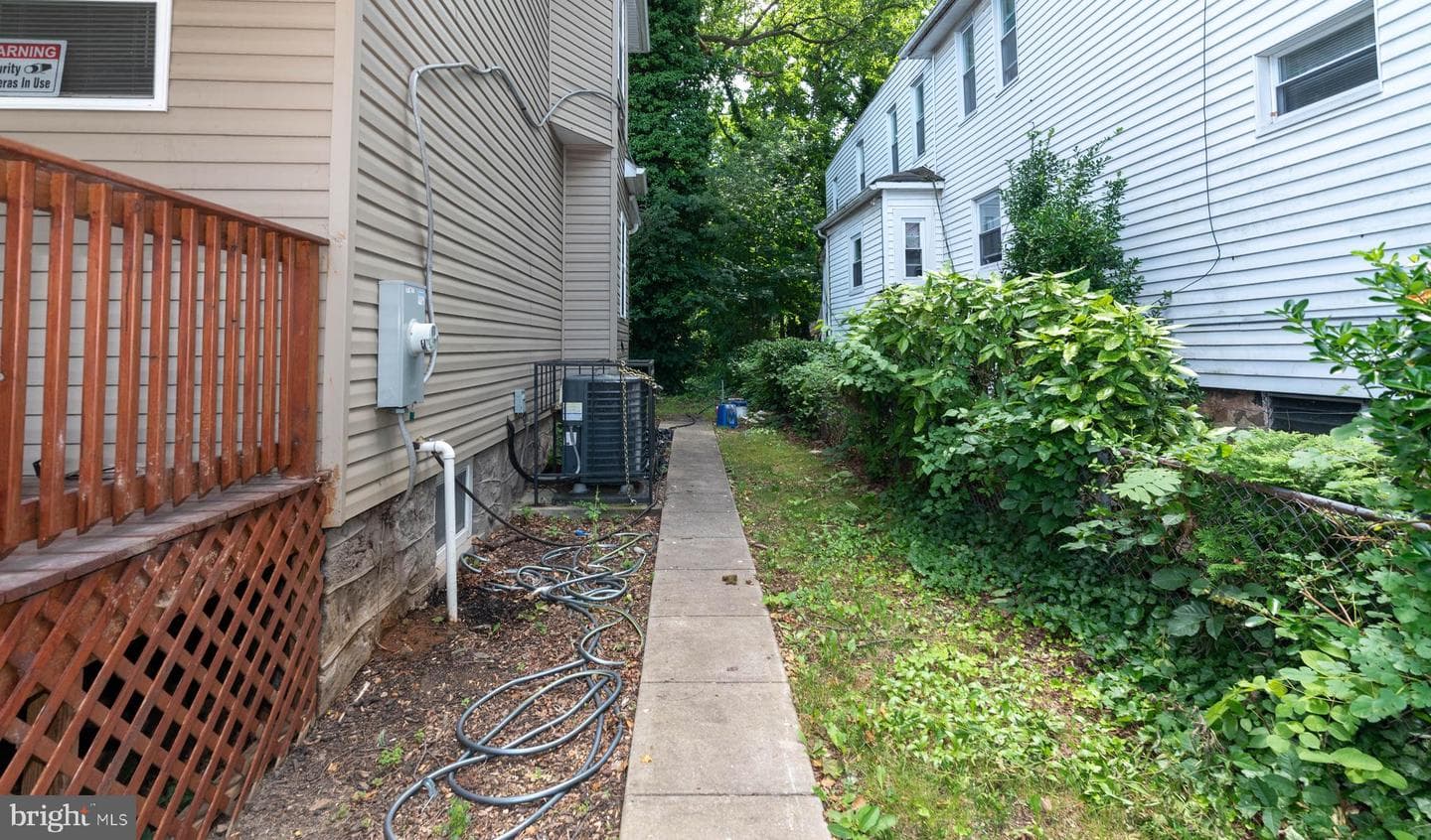 3923 Fairview Avenue photo 22