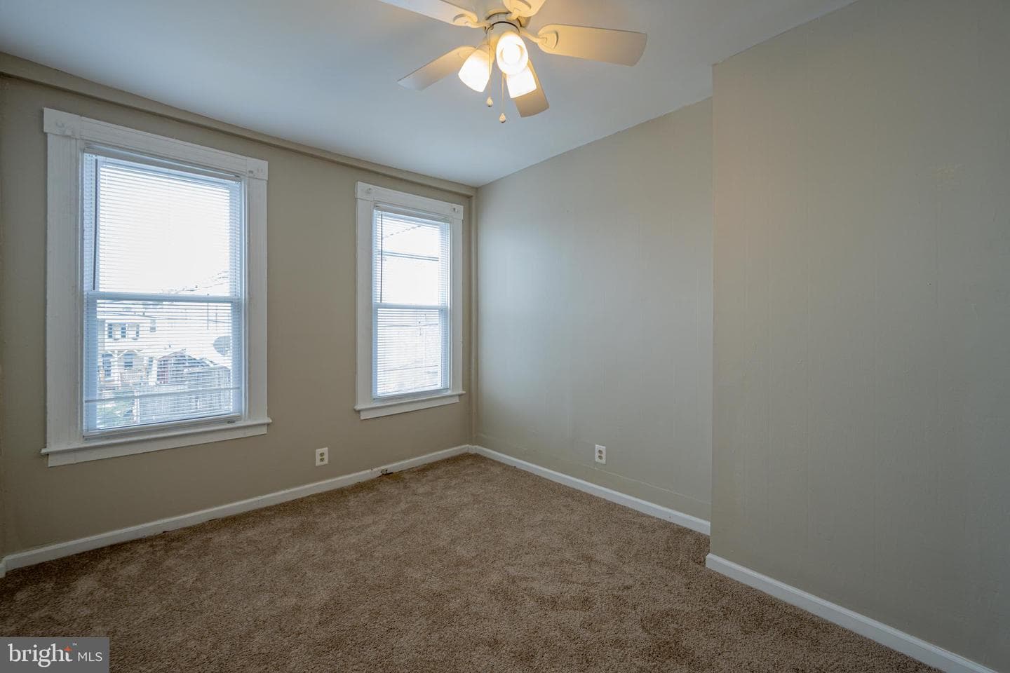 2812 Auchentoroly Terrace photo 22